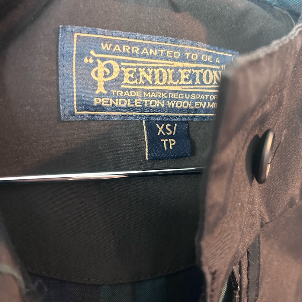 Pendleton Women's Black Utility Jacket - image 6